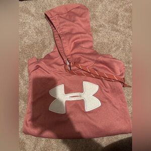 Underarmour Women’s Sweatshirt 
Size L
